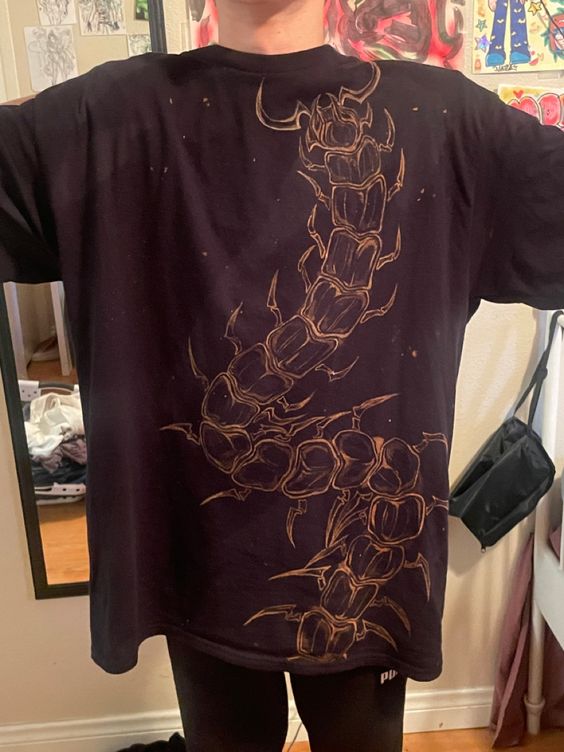 Vintage Centipede All over print T Shirt Outfit, For Men, Fo …